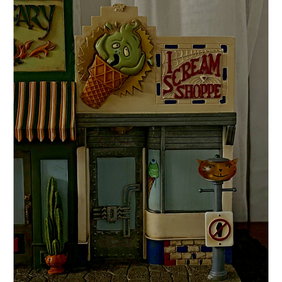 2005 Hallmark Haunting Collection Dead Wood Shops Ghost Town Lighted Box Table - Picture 6 of 16